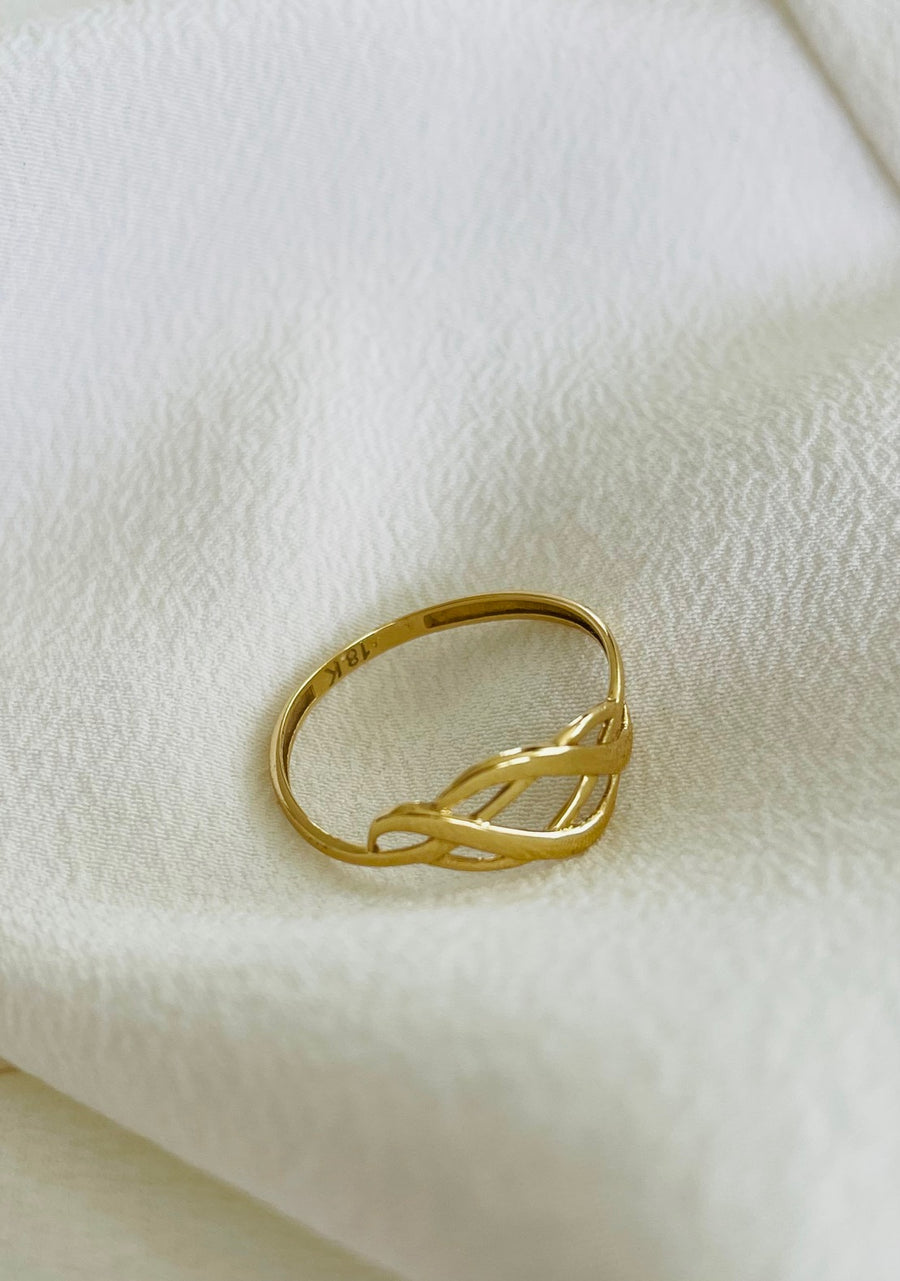 18ct Yellow Gold Ring - Cara