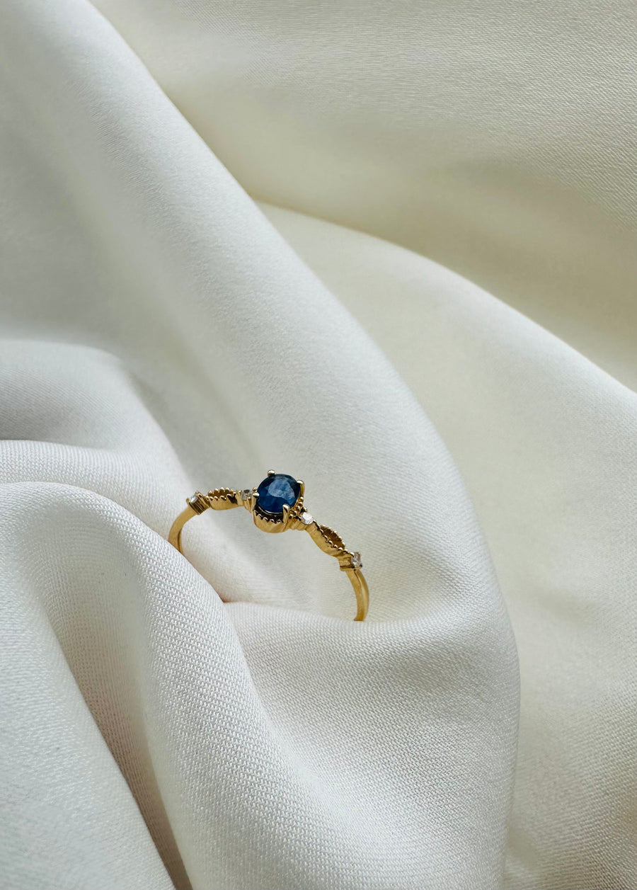 Annette - 18ct Yellow Gold Sapphire Diamond Ring