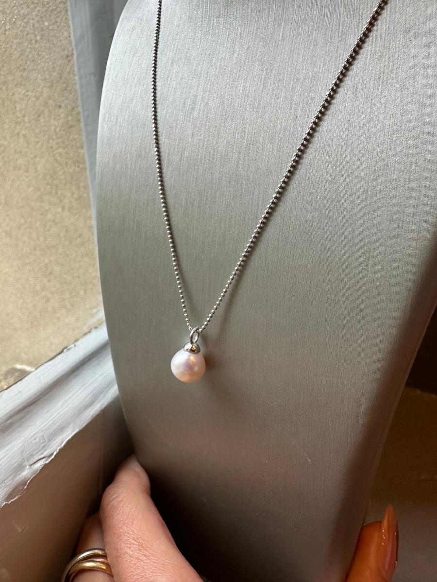 Silver Akoya Pearl Necklace