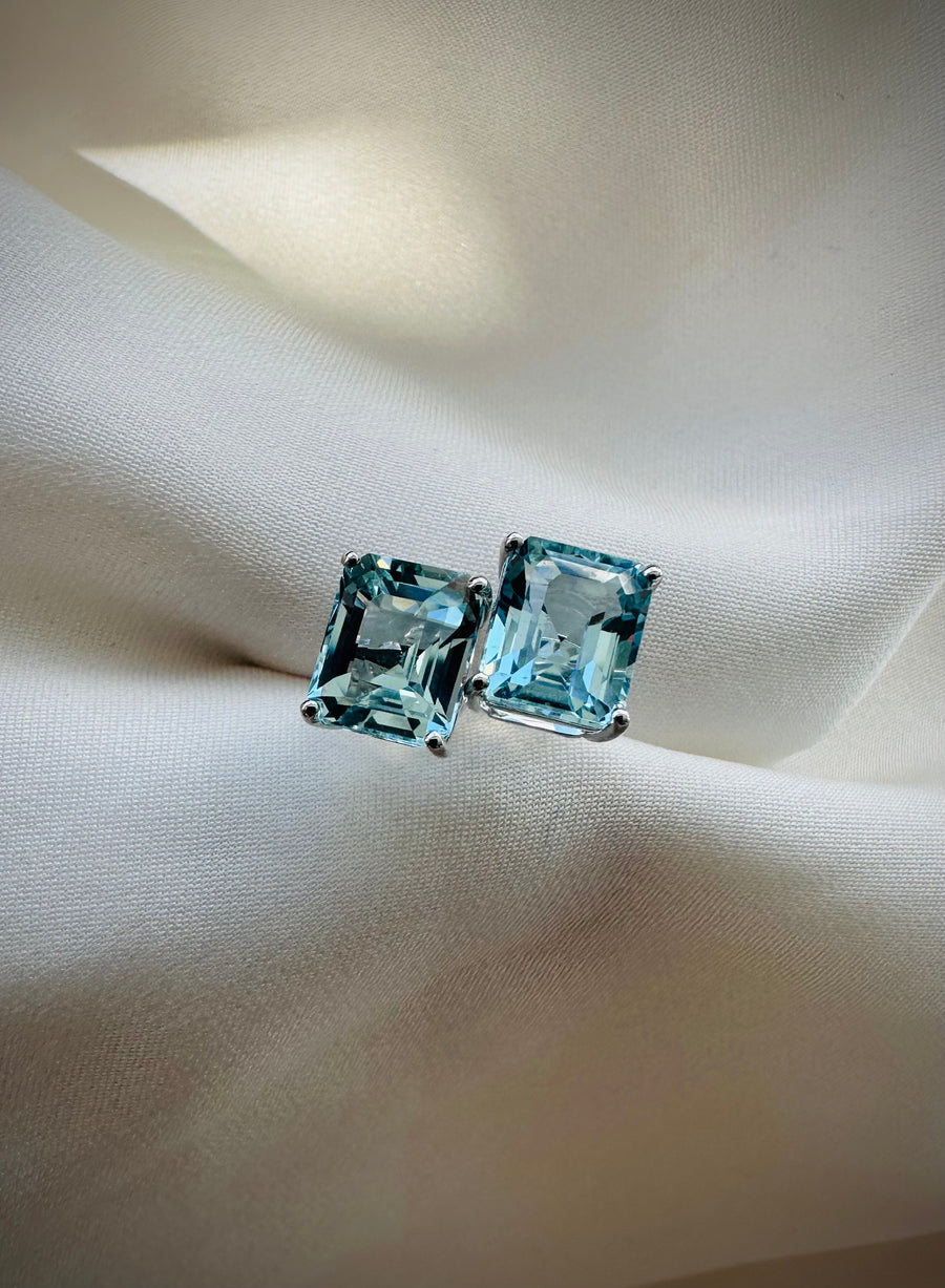 Agata - 18k White Gold Aquamarine Earring Studs