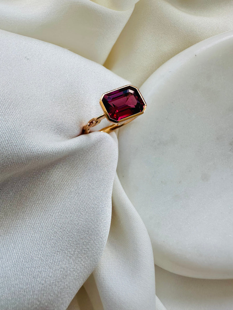 Rosalie - 18ct Rose Gold Garnet Ring