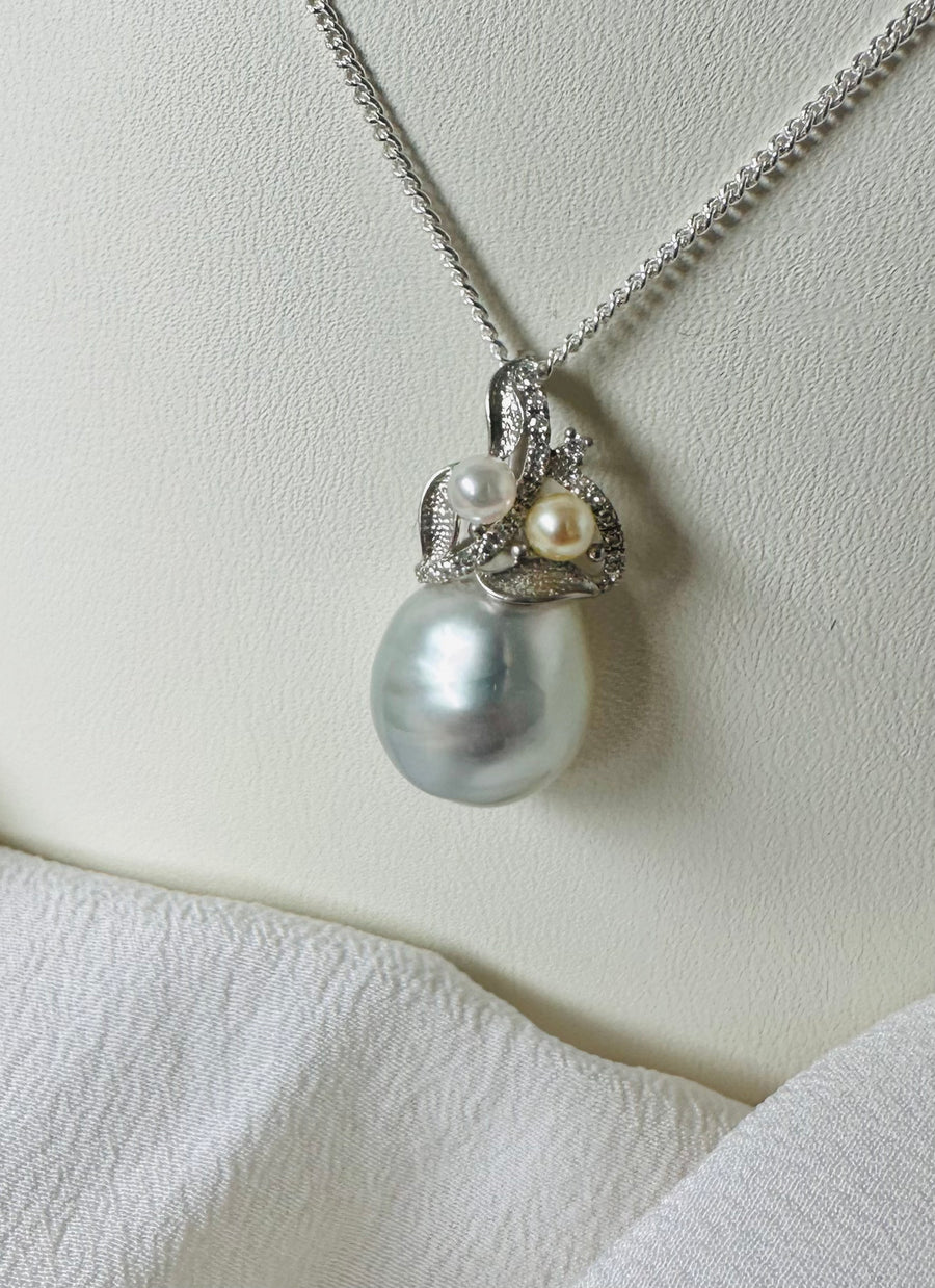 Nerissa- White Southsea Baroque Pearl pendant