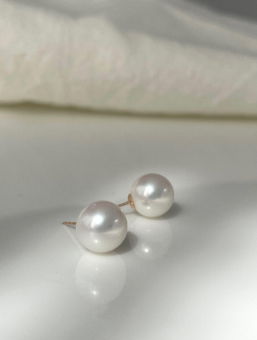 7.5-8mm Akoya 18ct gold earring studs