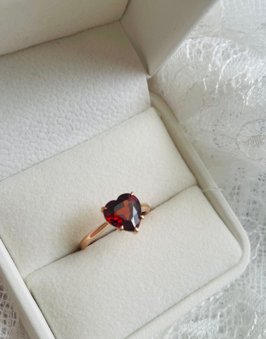 18ct Rose Gold Garnet Ring - Anastasia