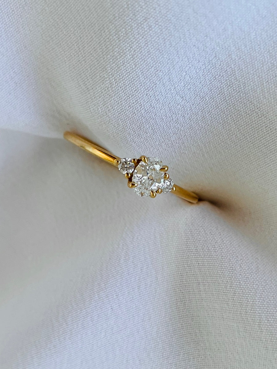 Angela - 18ct Yellow Gold Diamond Ring