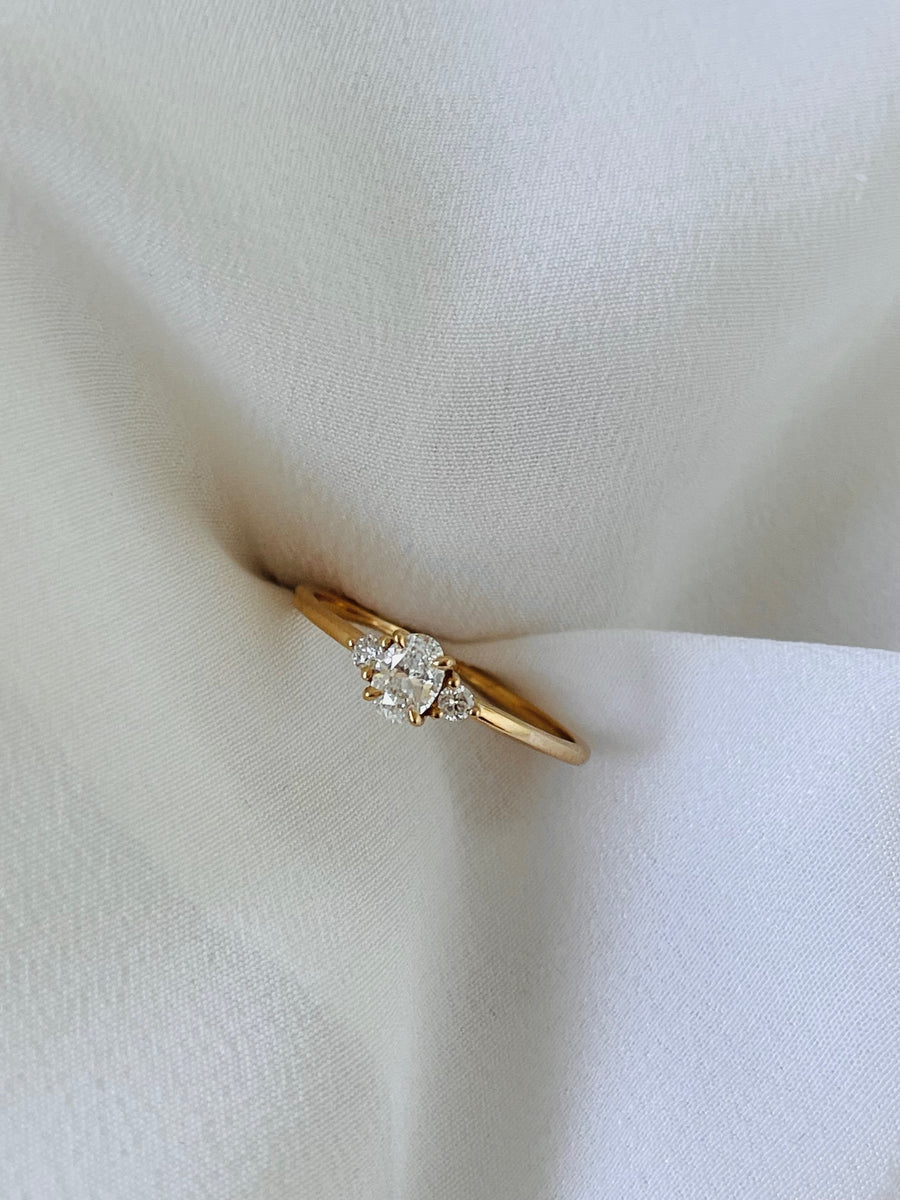 Angela - 18ct Yellow Gold Diamond Ring