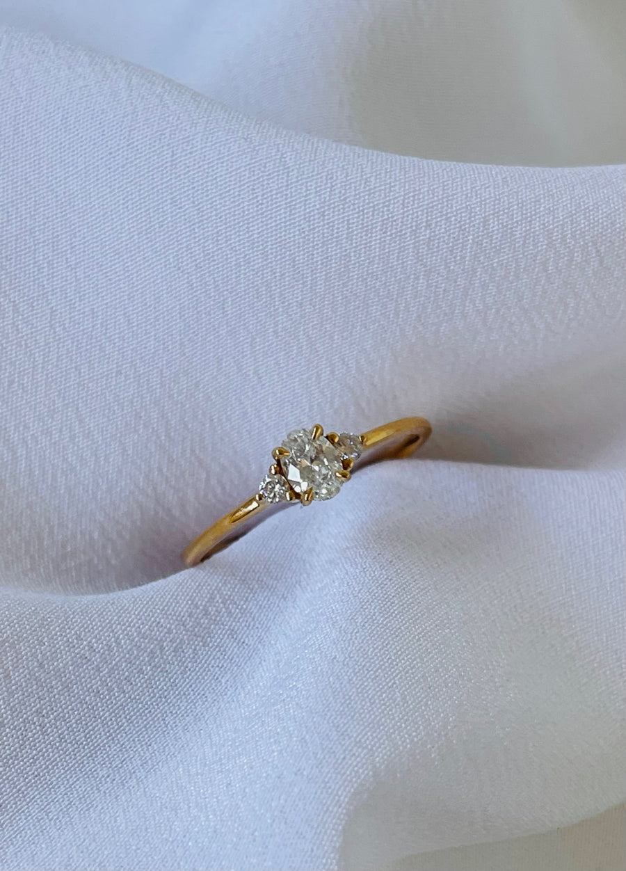 Angela - 18ct Yellow Gold Diamond Ring