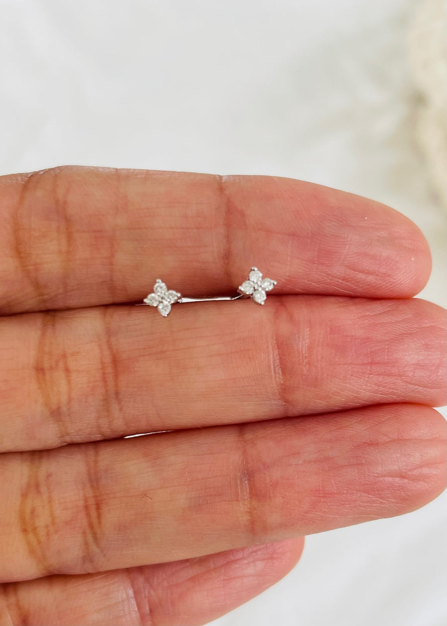 Single 18ct White Gold Diamond Clover Earring Stud