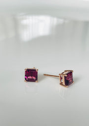 Rosa - 18ct Rose Gold Garnet Earring Studs