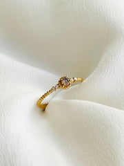 Elise - 18ct Yellow Gold Brown Diamond Ring