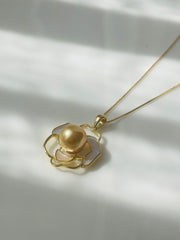 Golden South Sea Pearl pendant, Silver