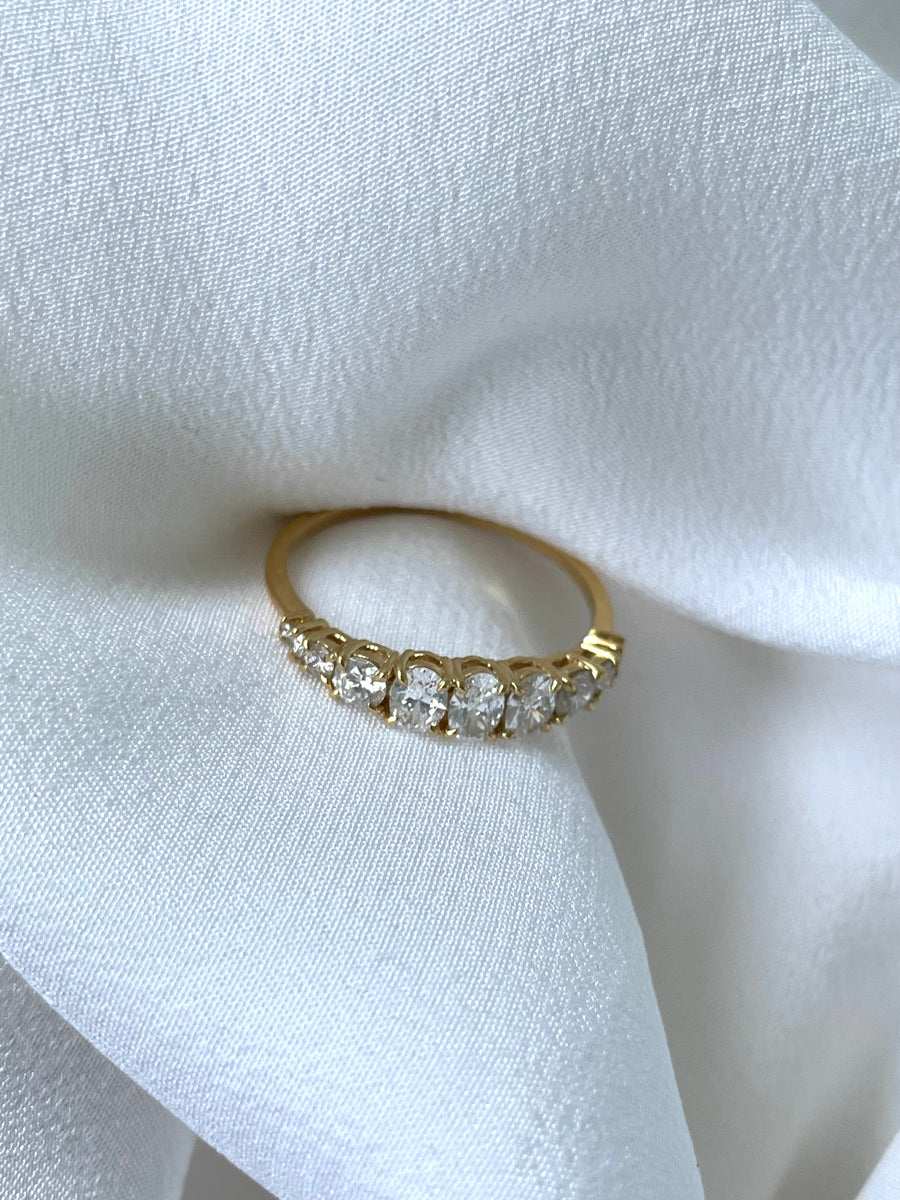 Audrey - 18ct Yellow Gold Diamond Ring