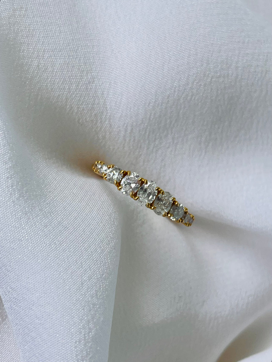 Audrey - 18ct Yellow Gold Diamond Ring