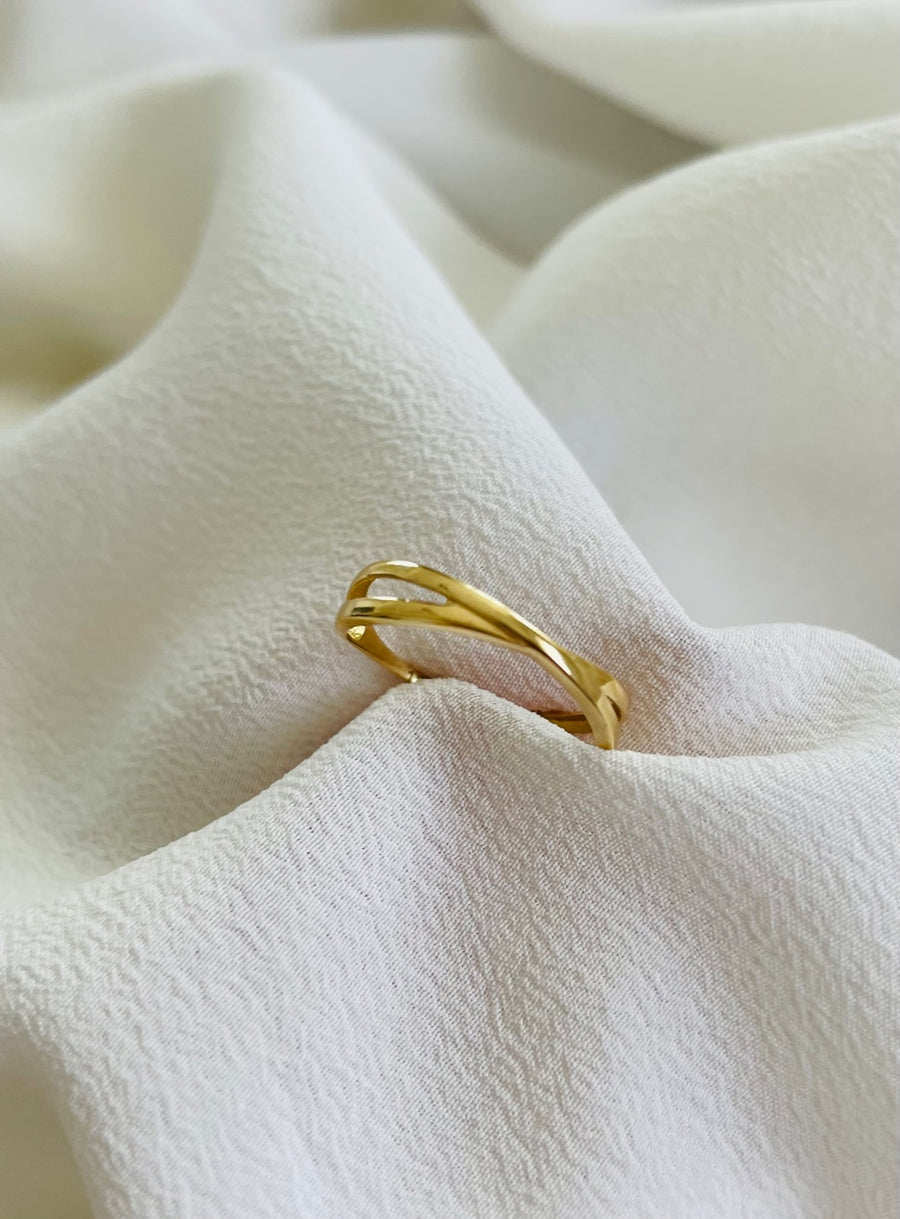 18ct Yellow Gold Ring - Mia