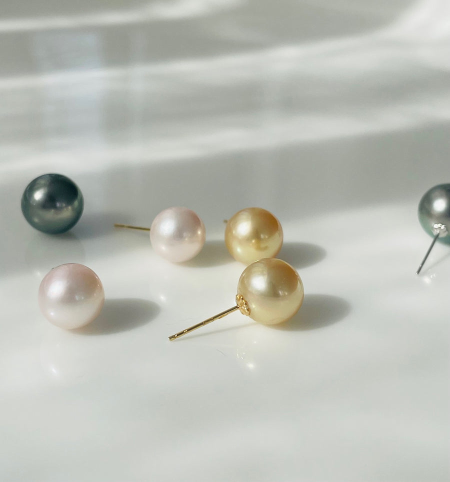 Single 8-8.5mm Tahitian Pearl 18ct gold earring stud